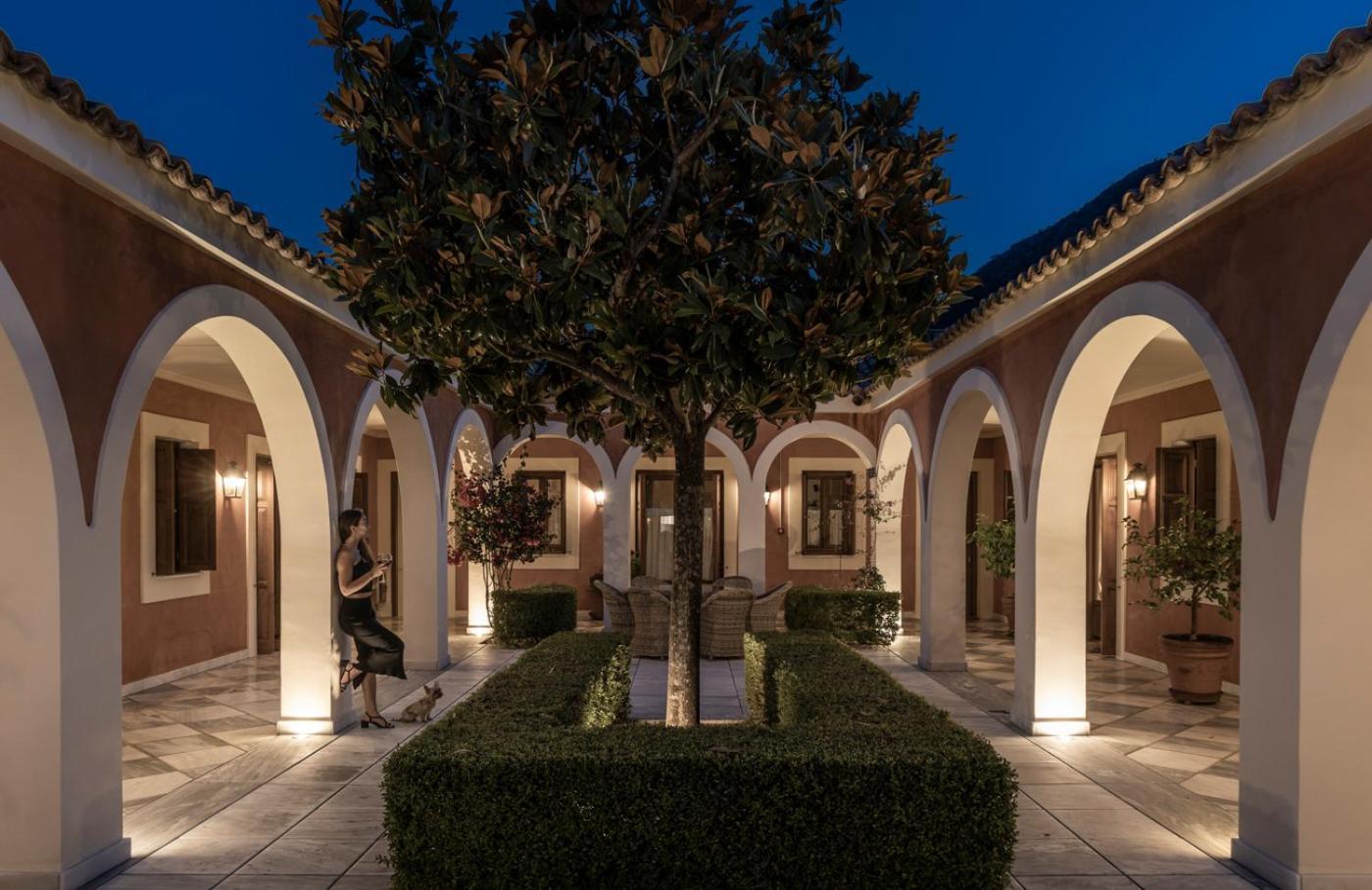Villa Veneziano Suites & Villa ニドリ エクステリア 写真