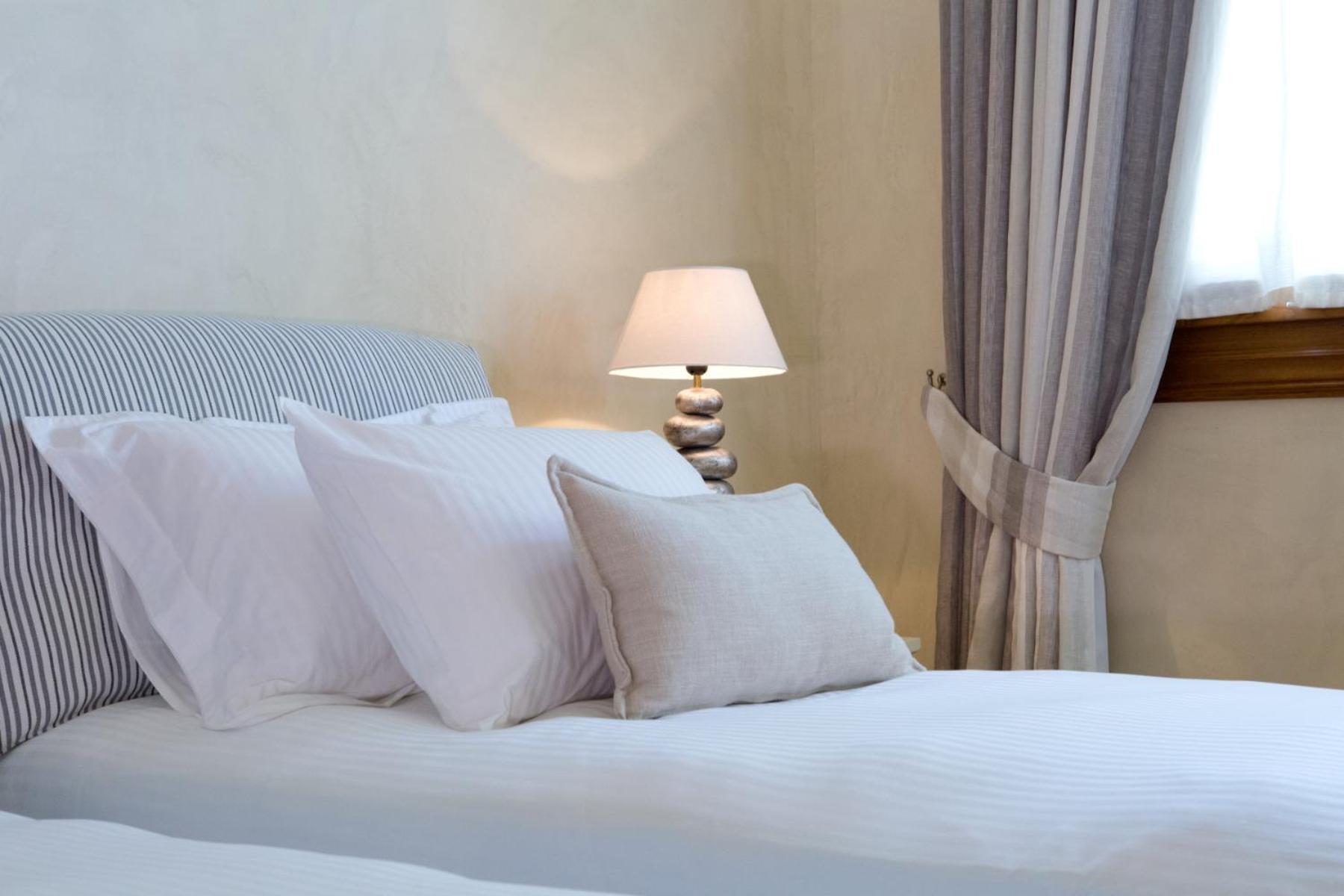 Villa Veneziano Suites & Villa ニドリ 部屋 写真