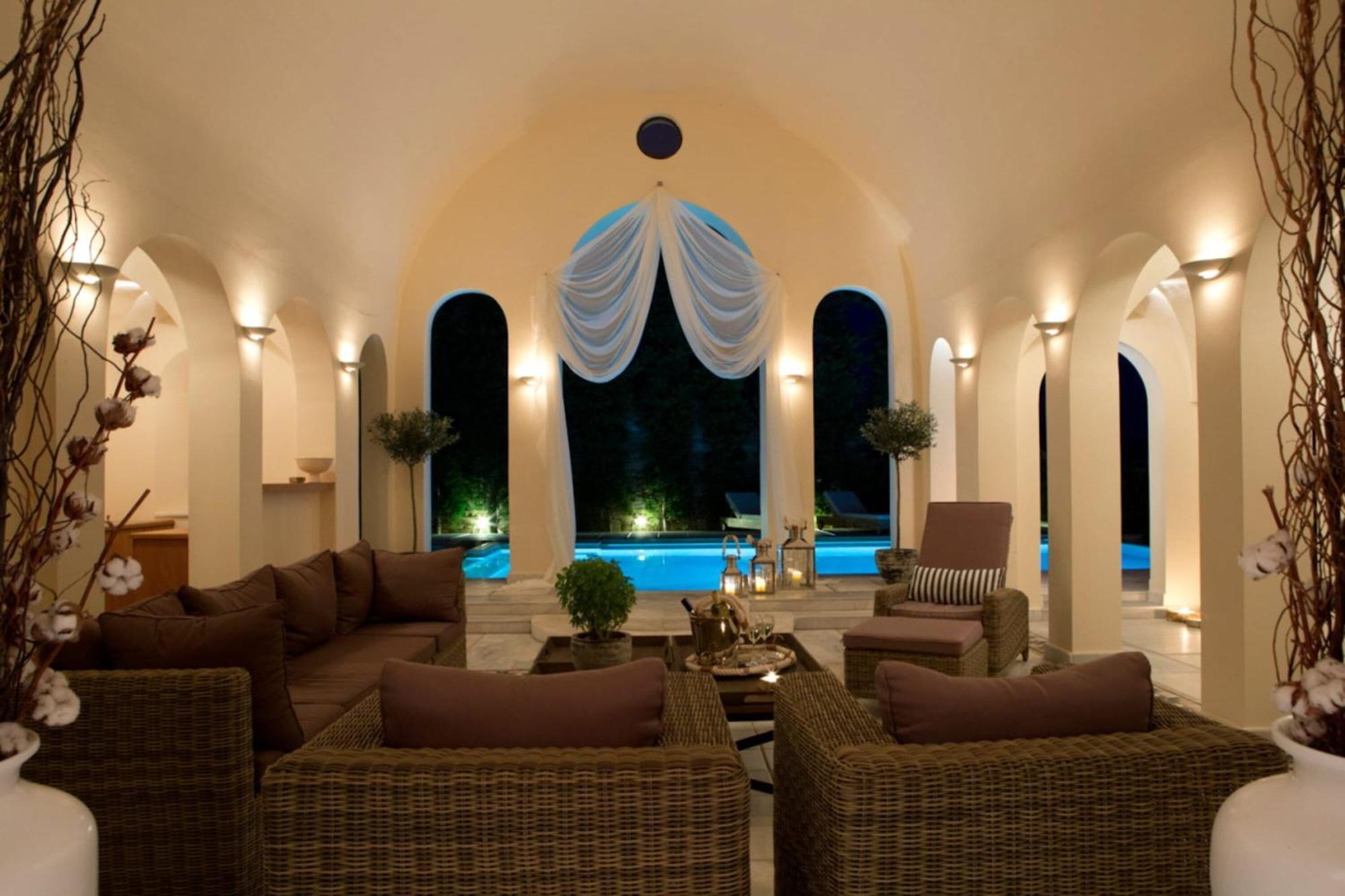 Villa Veneziano Suites & Villa ニドリ エクステリア 写真